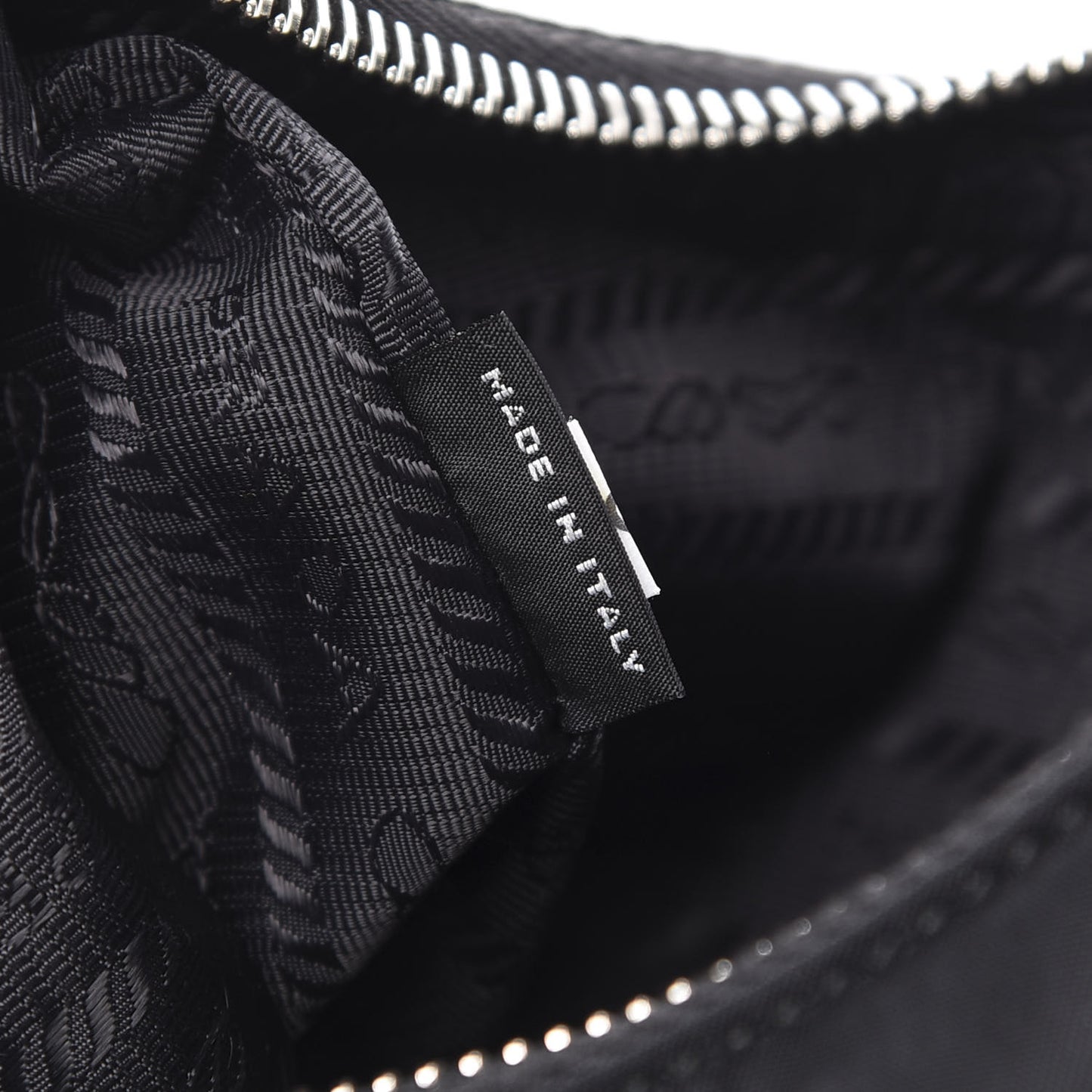 Nylon Re-Edition 2005 Shoulder Bag Black