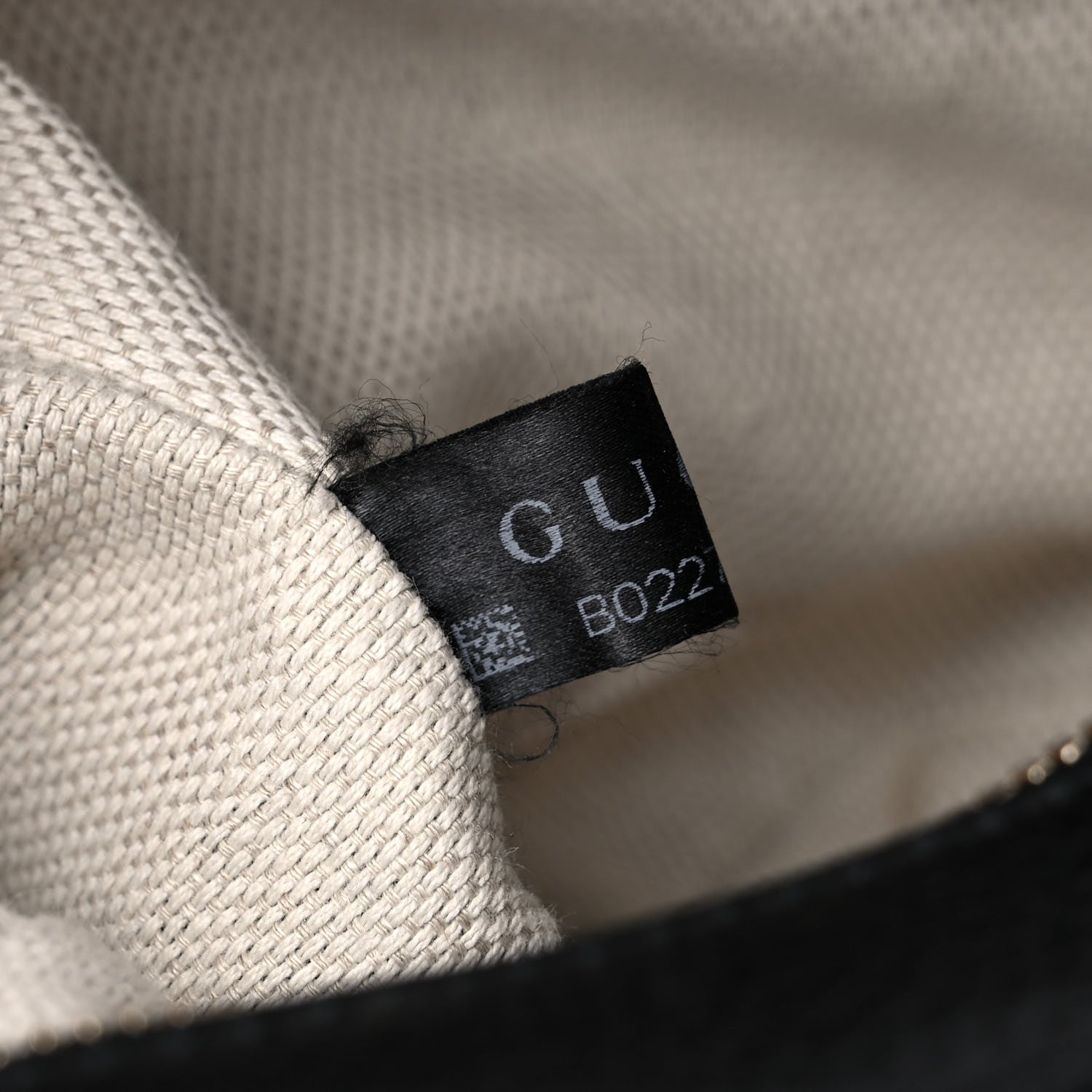 Gucci Pebbled Calfskin Small Soho Disco Bag Black 6 of 14