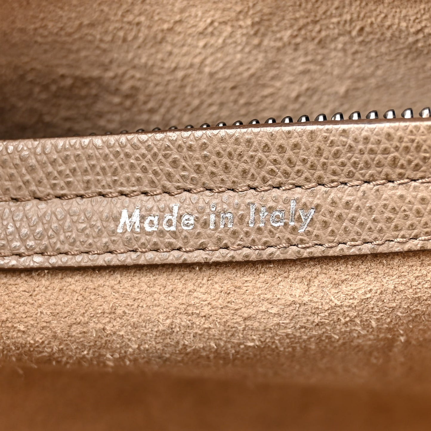 Grained Calfskin Medium Phantom Luggage Taupe