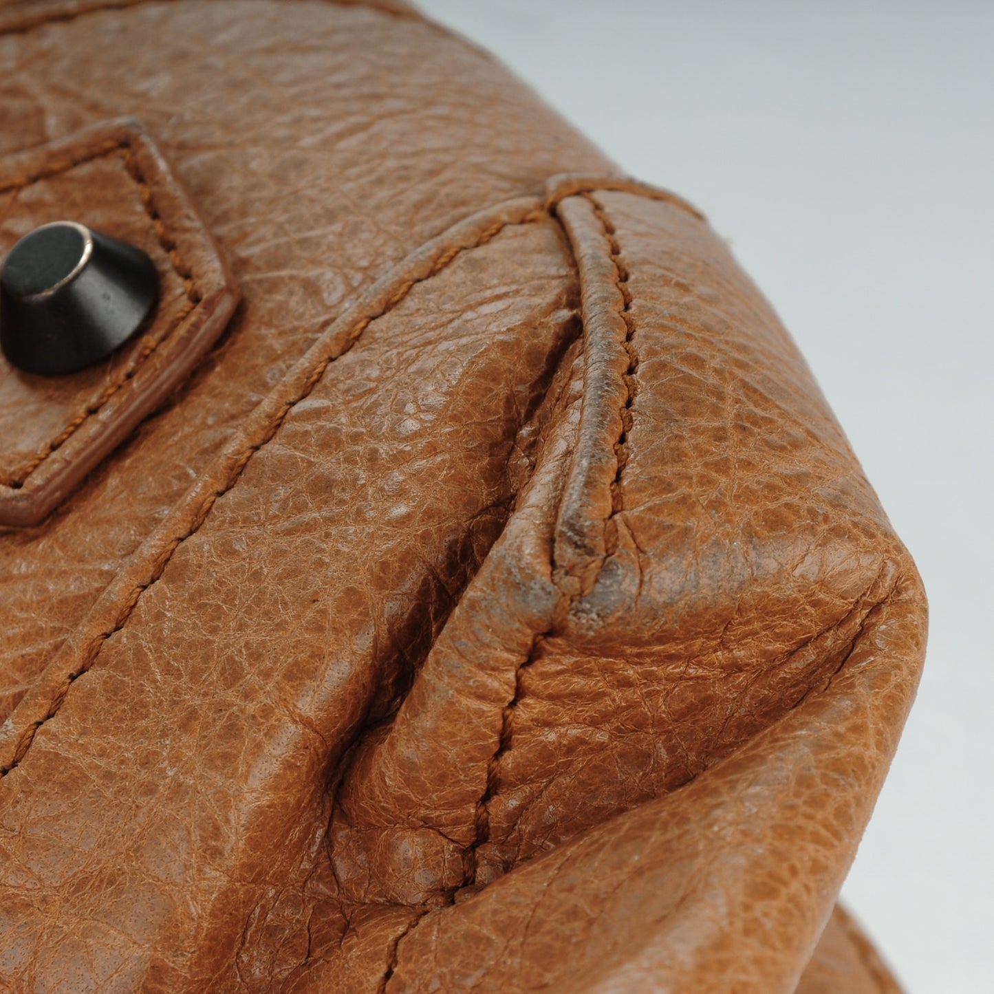 Agneau Classic Hardware Day Hobo Cumin