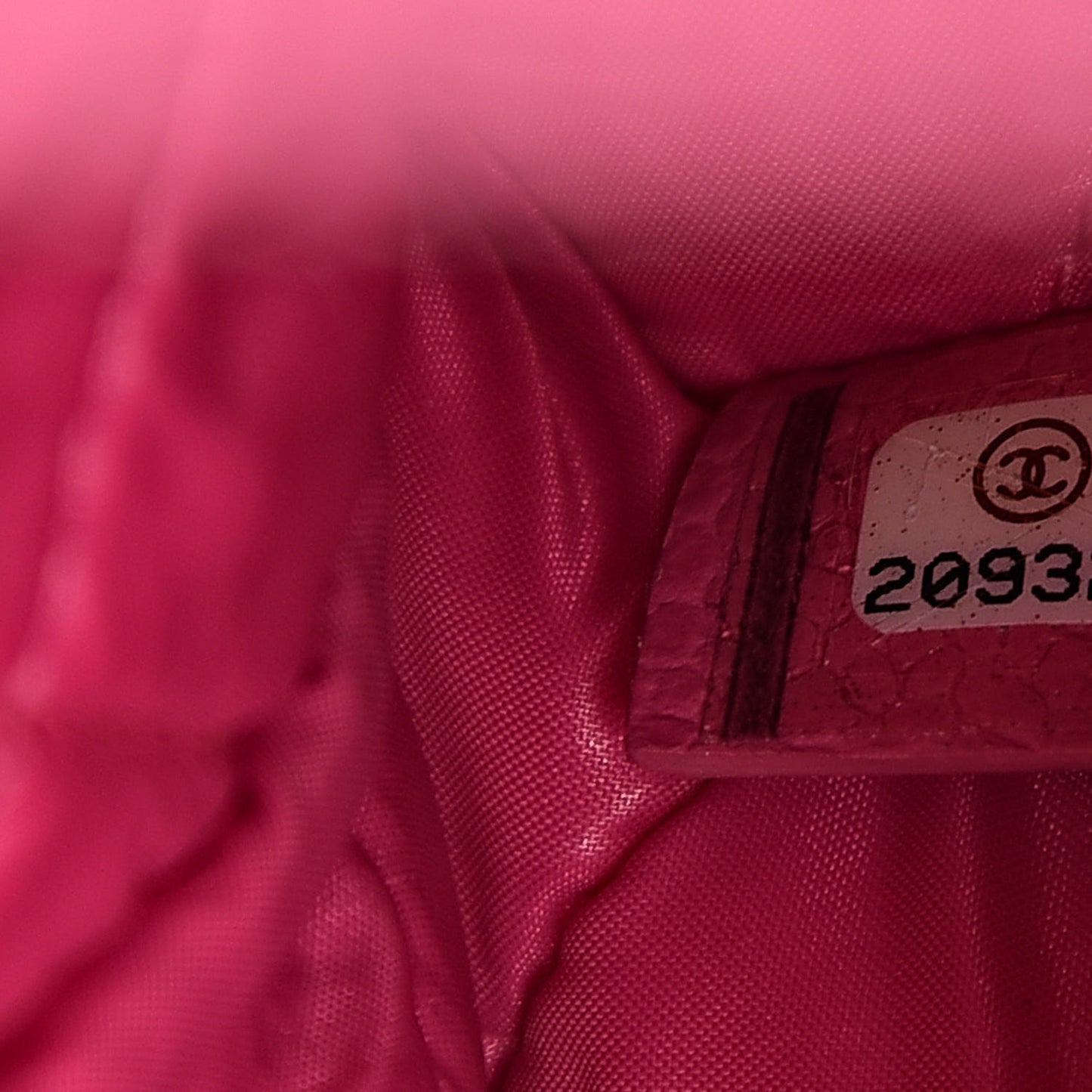 Caviar Quilted Large Cosmetic Case Pink