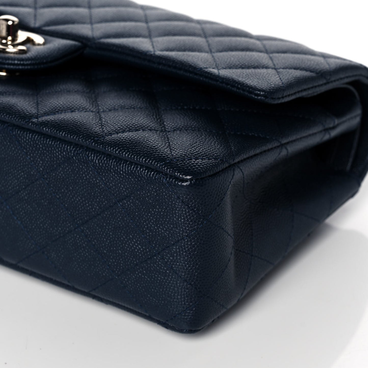 Caviar Quilted Medium Double Flap Navy