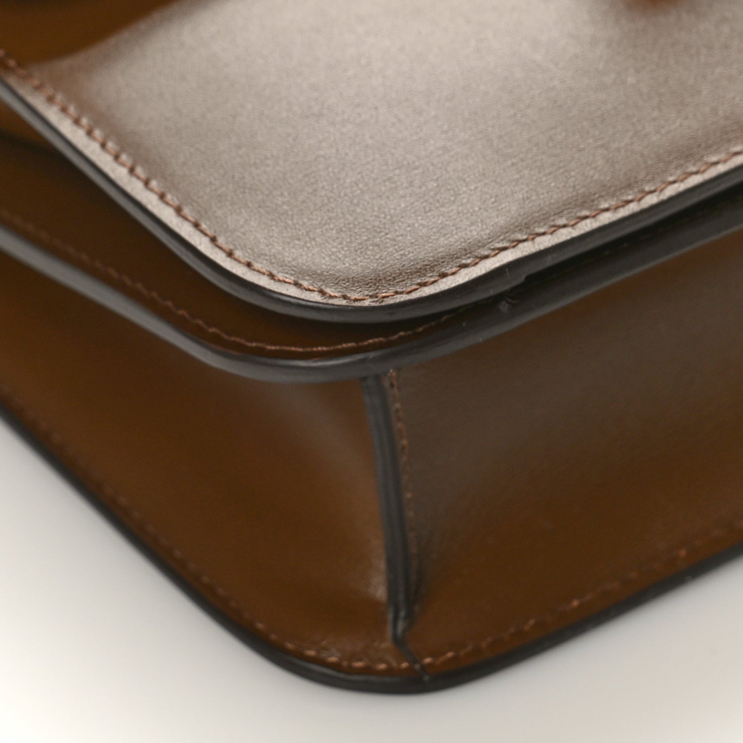 Box Calfskin Medium Classic Box Flap Bag Camel