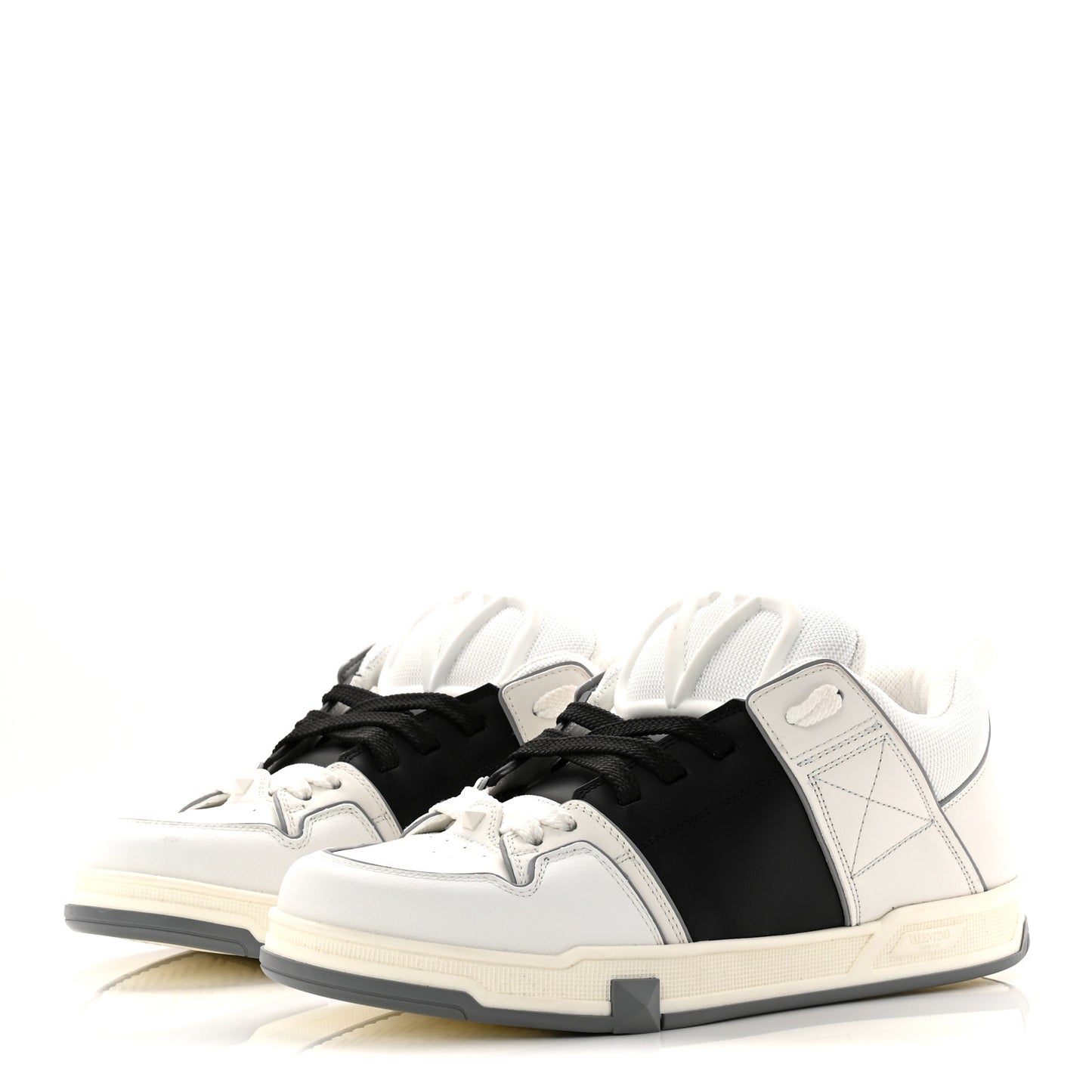 Calfskin Mens Open Skate Sneakers 44 White Black