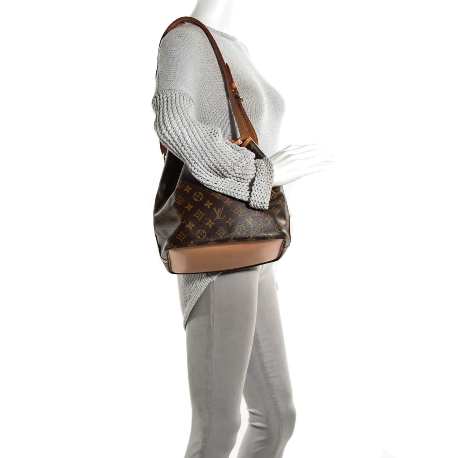 Louis Vuitton Monogram Petit Noe 2 of 8
