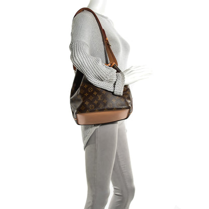 Louis Vuitton Monogram Petit Noe 2 of 8