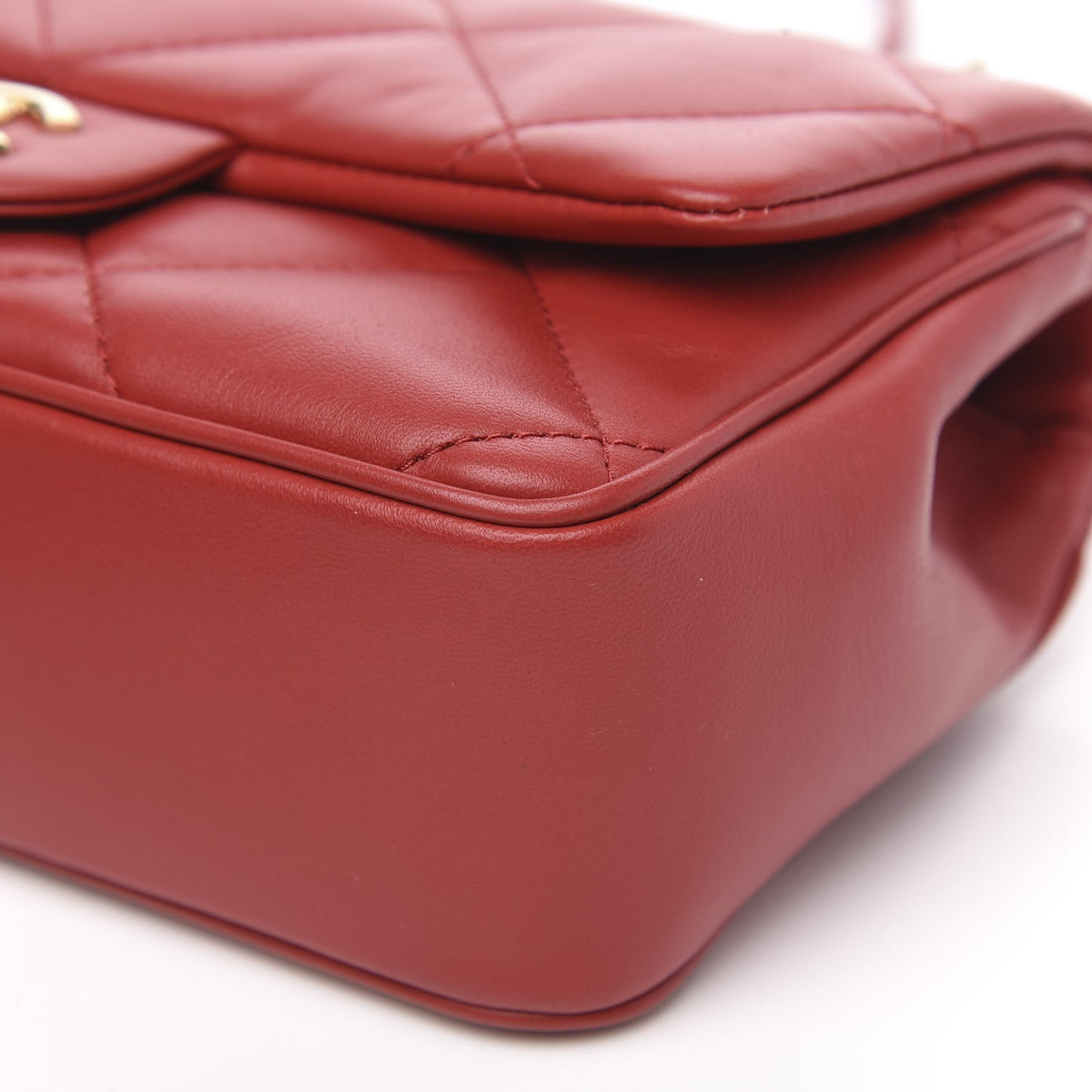 Lambskin Quilted Small Easy Carry Flap Red
