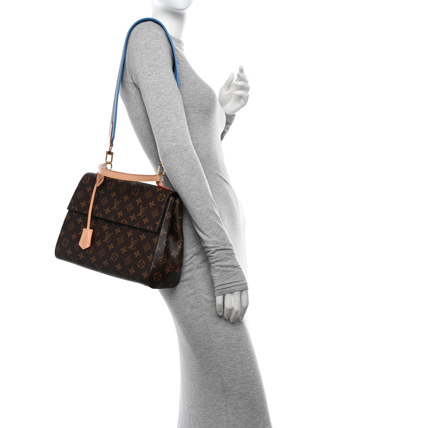 Louis Vuitton Monogram Cluny MM Blue Glacial 2 of 11