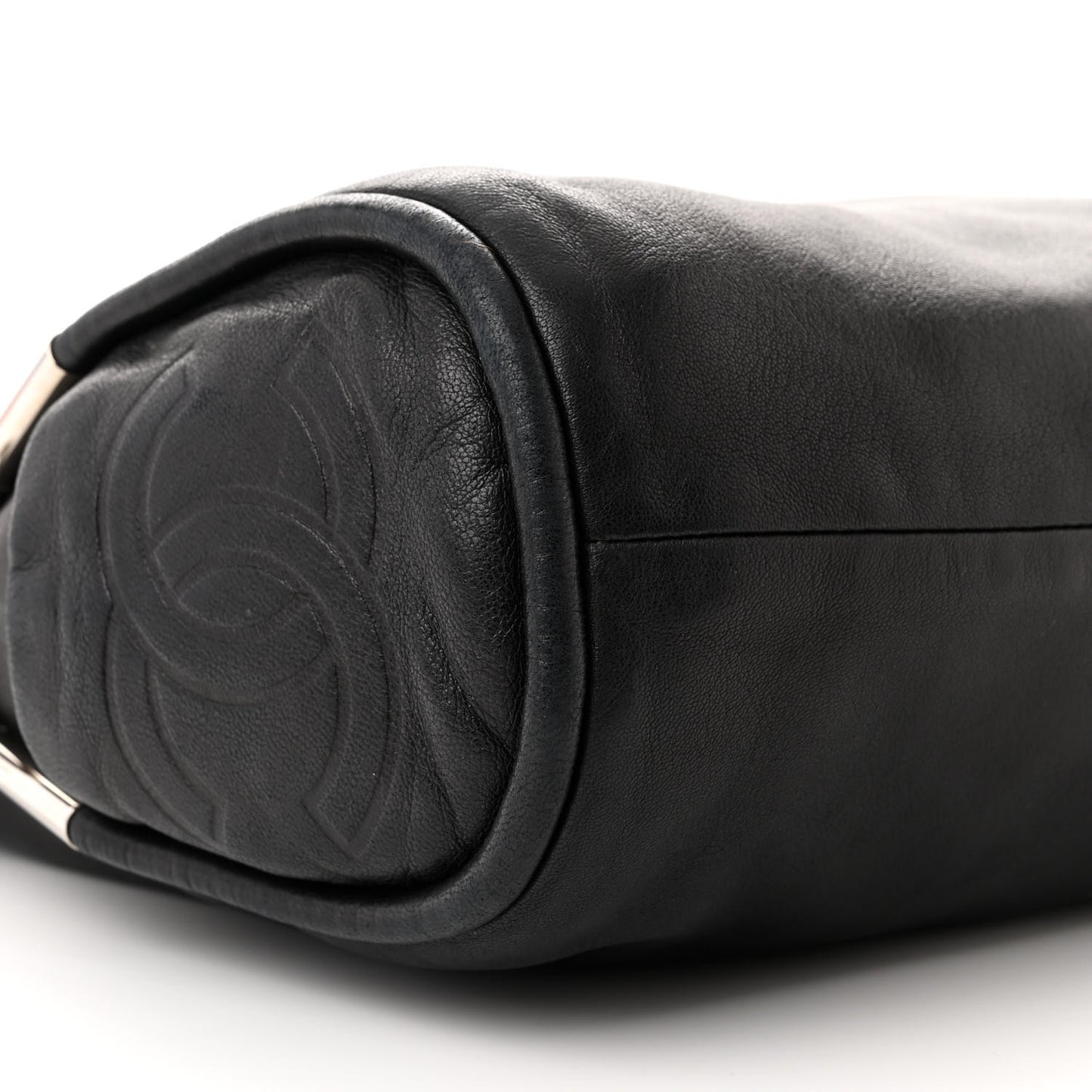 Lambskin Medium Ultimate Soft Tote Black