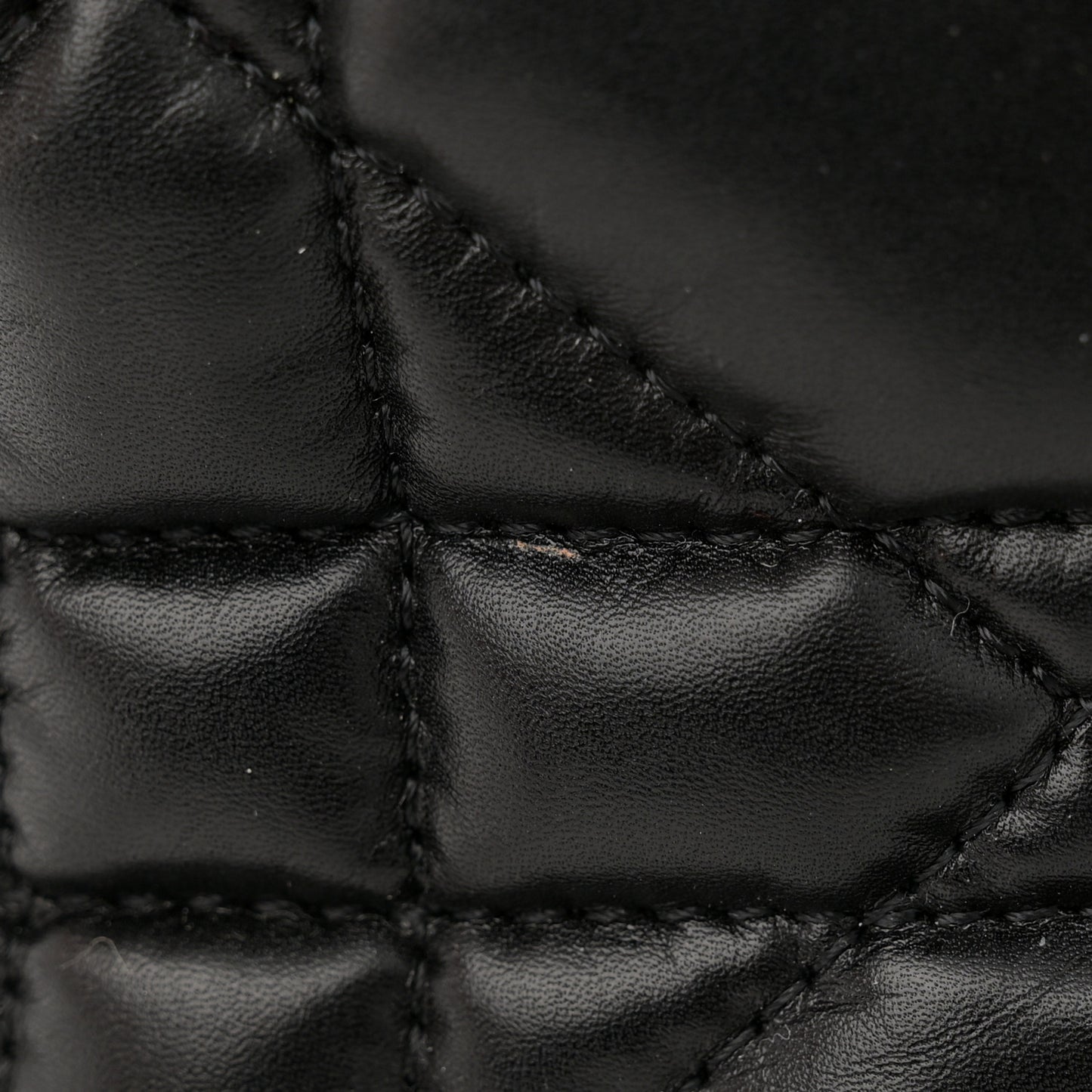 Calfskin Macrocannage Medium Caro Bag Black