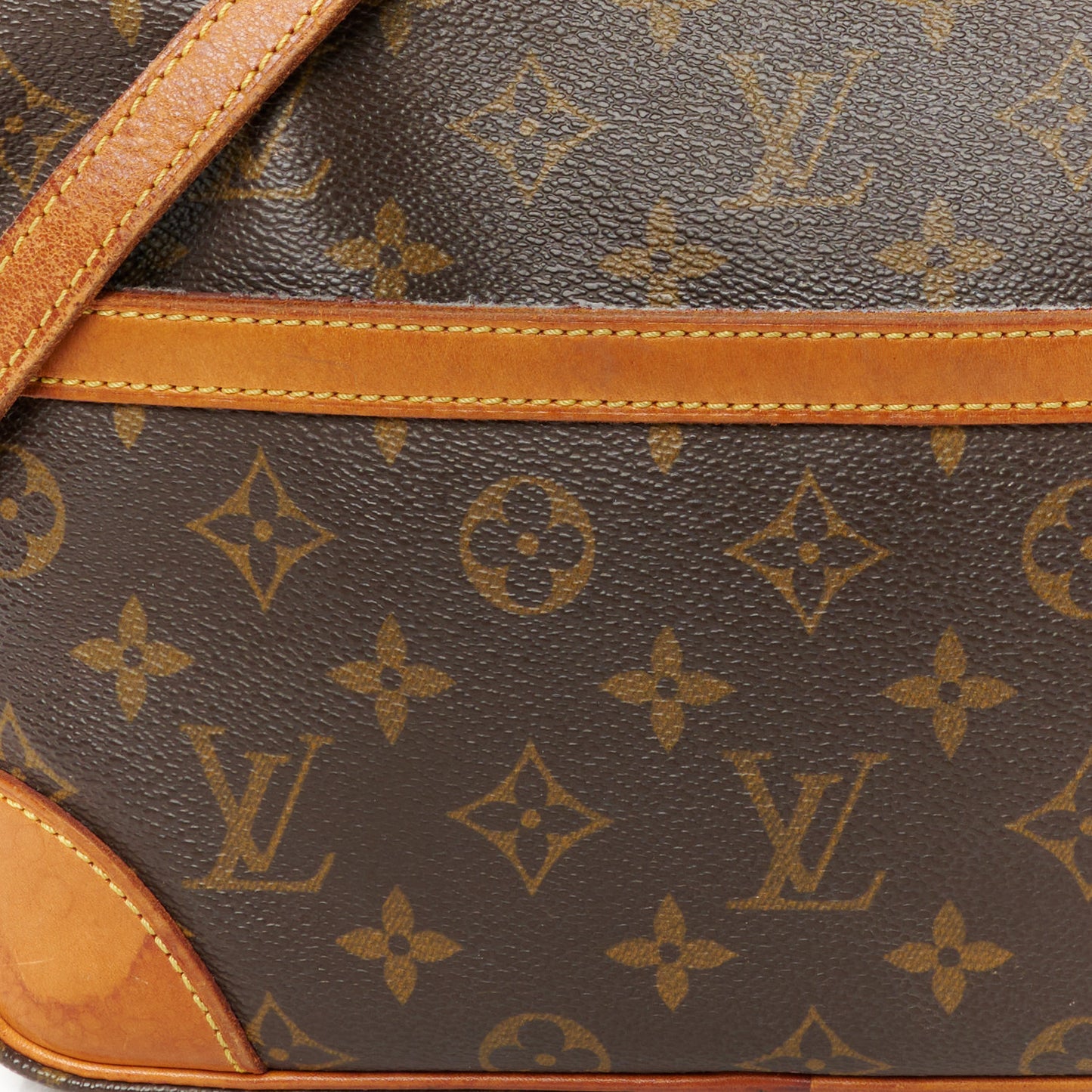 Monogram Trocadero 27