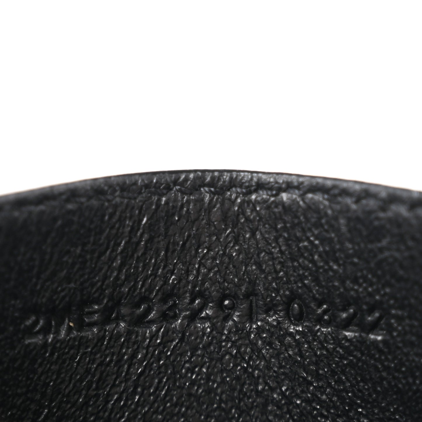 Grain De Poudre Matelasse Chevron Monogram Credit Card Case Black