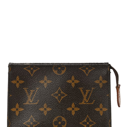 Louis Vuitton Monogram Toiletry Pouch 15 7 of 9