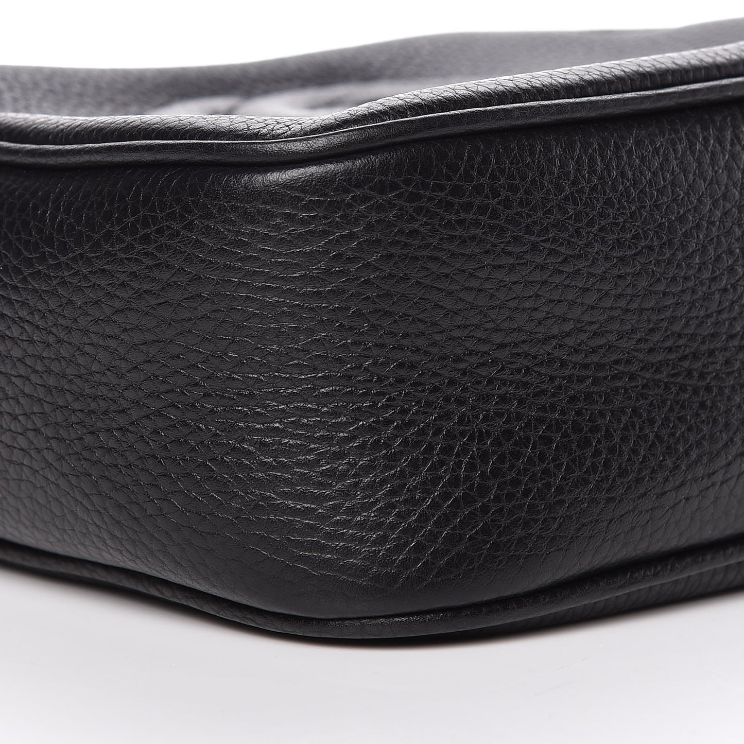 Pebbled Calfskin Small Soho Disco Bag Black