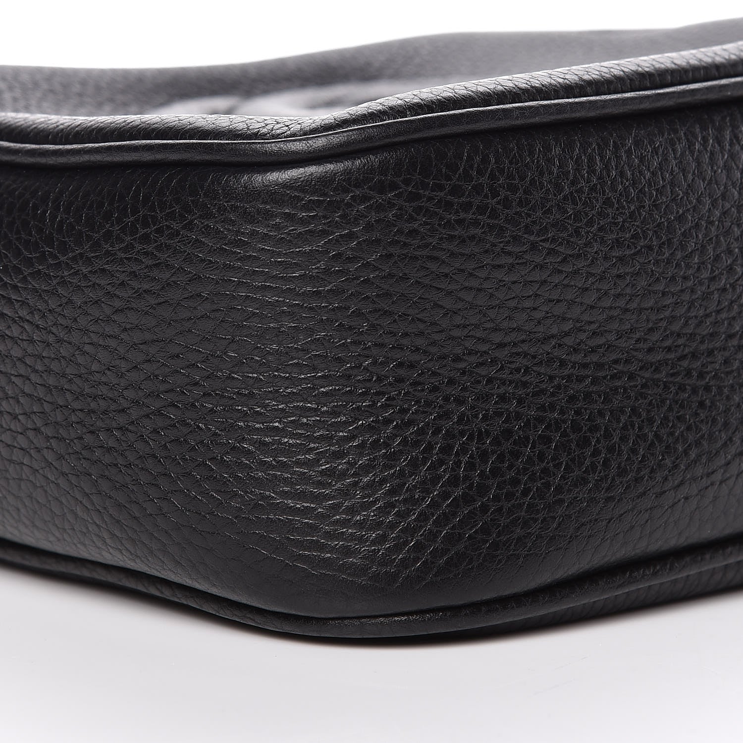 Gucci Pebbled Calfskin Small Soho Disco Bag Black 8 of 10