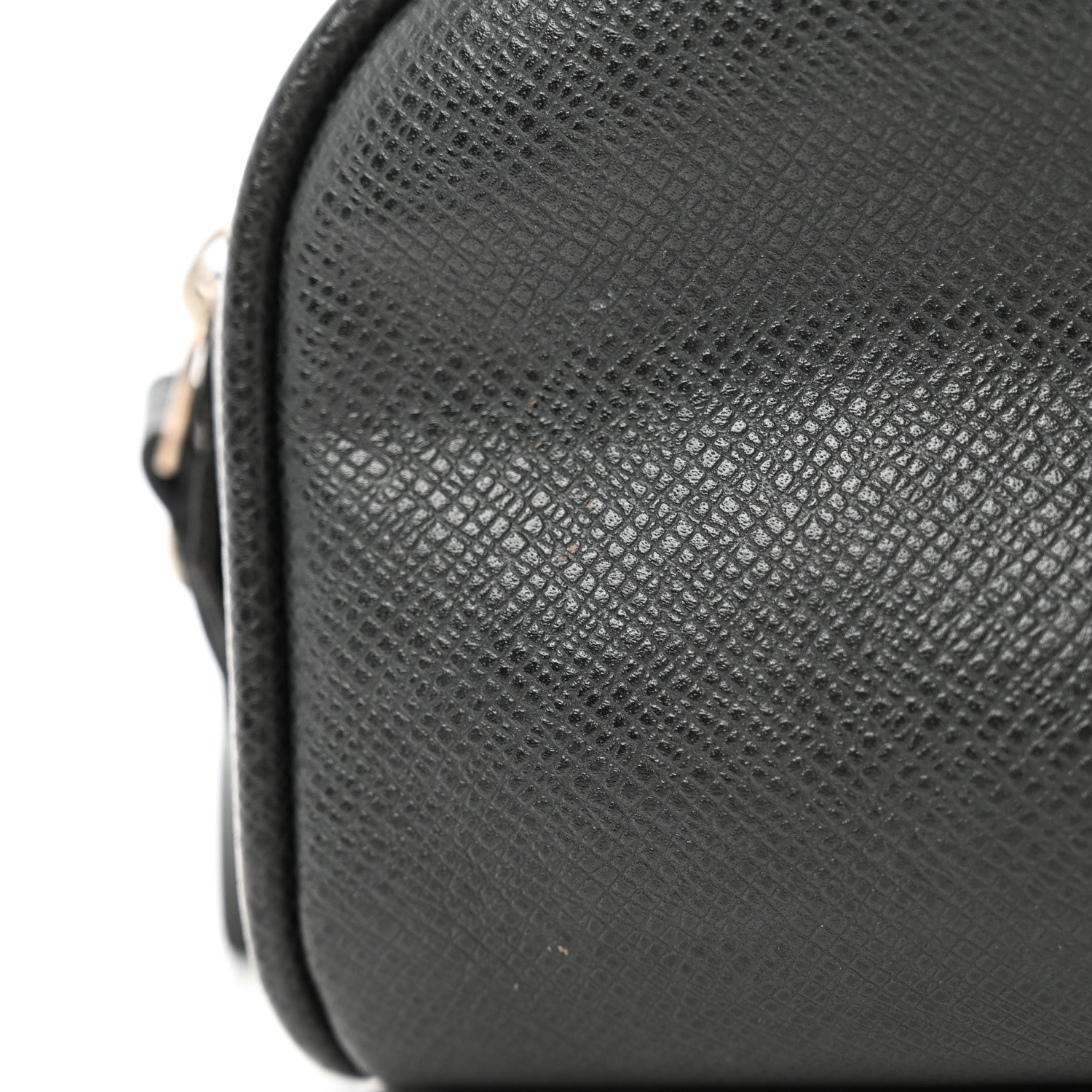 Louis Vuitton Taiga Trousse Ivan Toiletry Bag Ardoise 7 of 9