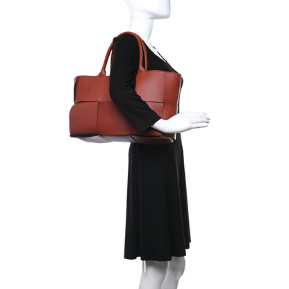 Bottega Veneta Nappa Maxi Intrecciato Medium Arco Tote Rust 2 of 13
