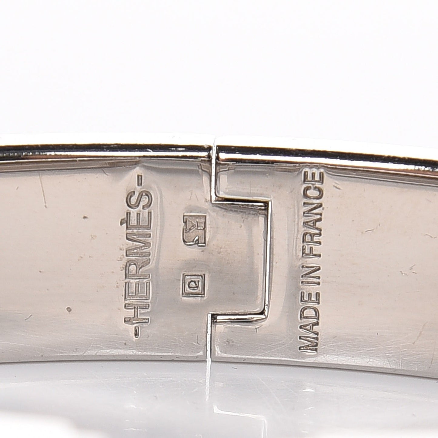 Enamel Narrow Clic Clac H Bracelet PM Lagon White