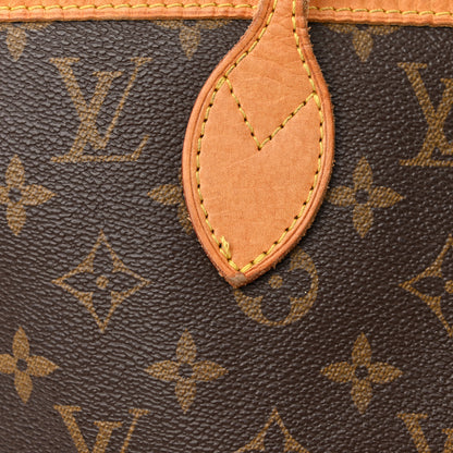 Louis Vuitton Monogram Neverfull MM 18 of 20