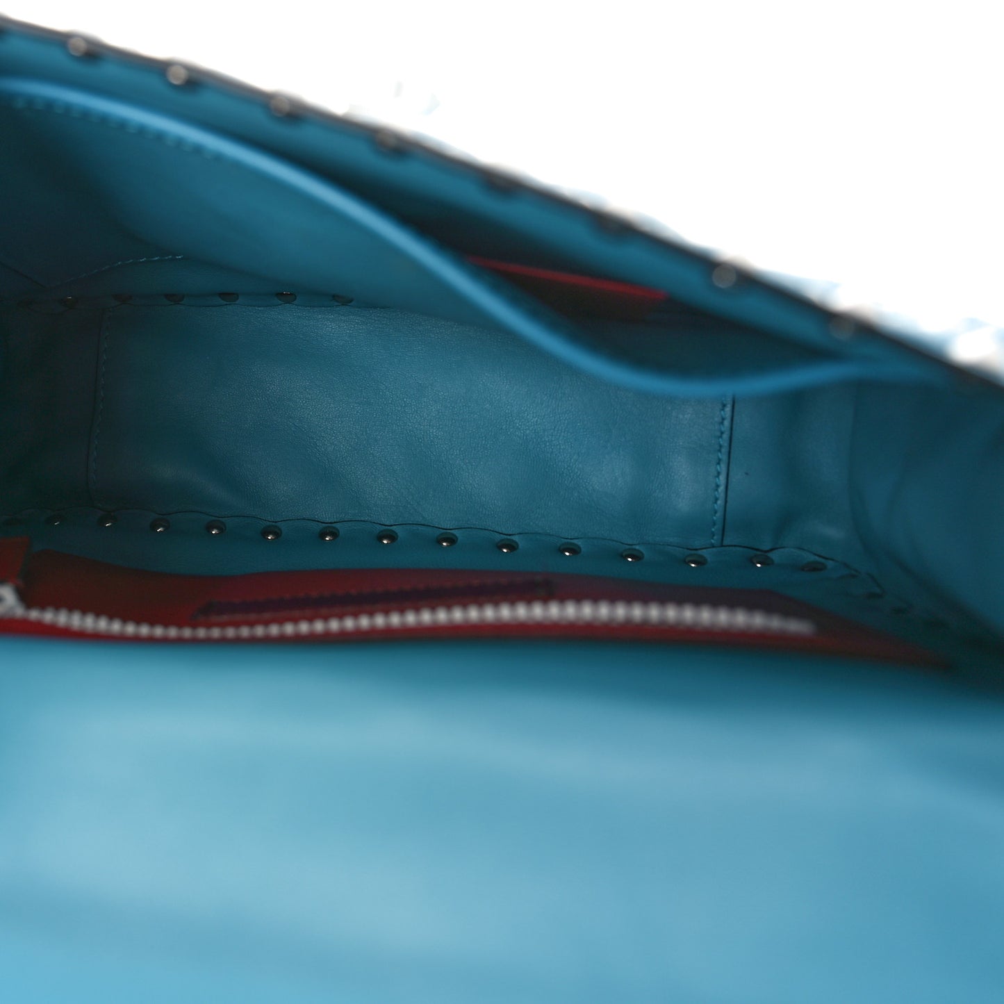 Lambskin Medium Free Rockstud Spike Shoulder Bag Cerulean