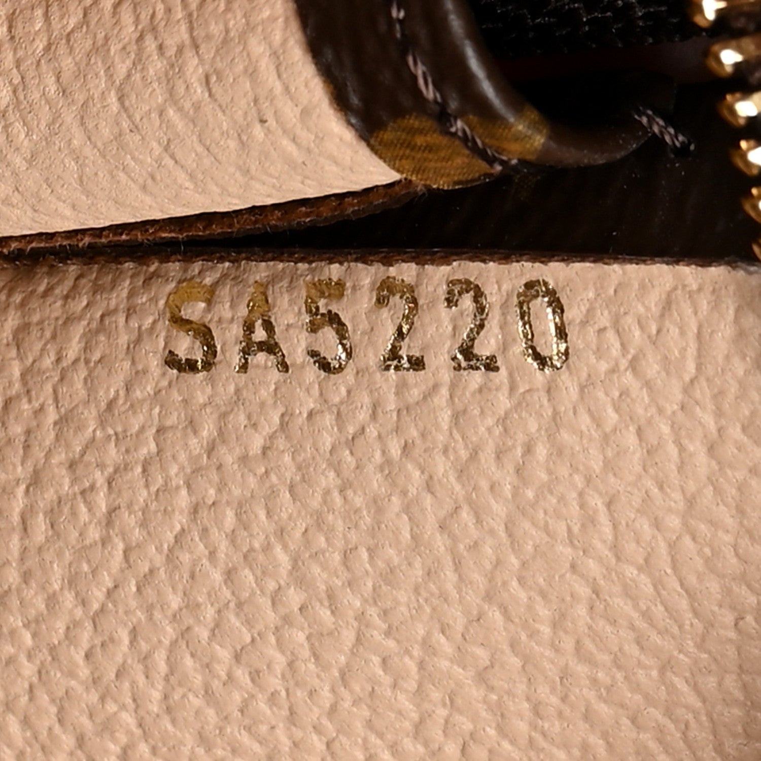 Louis Vuitton Monogram Toiletry Pouch 26 7 of 9