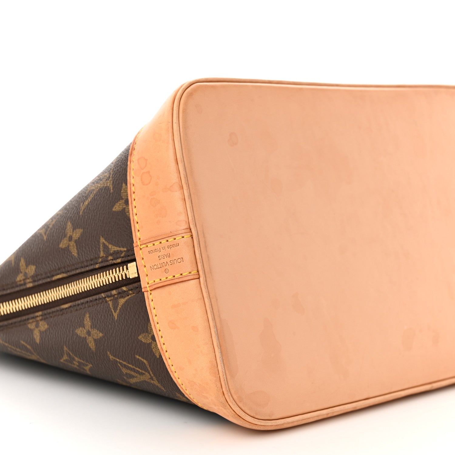 Louis Vuitton Monogram Alma PM 9 of 13