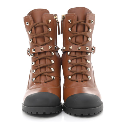 Valentino Garavani Calfskin Rockstud Cap Toe Combat Boots 38 Tan 2 of 26