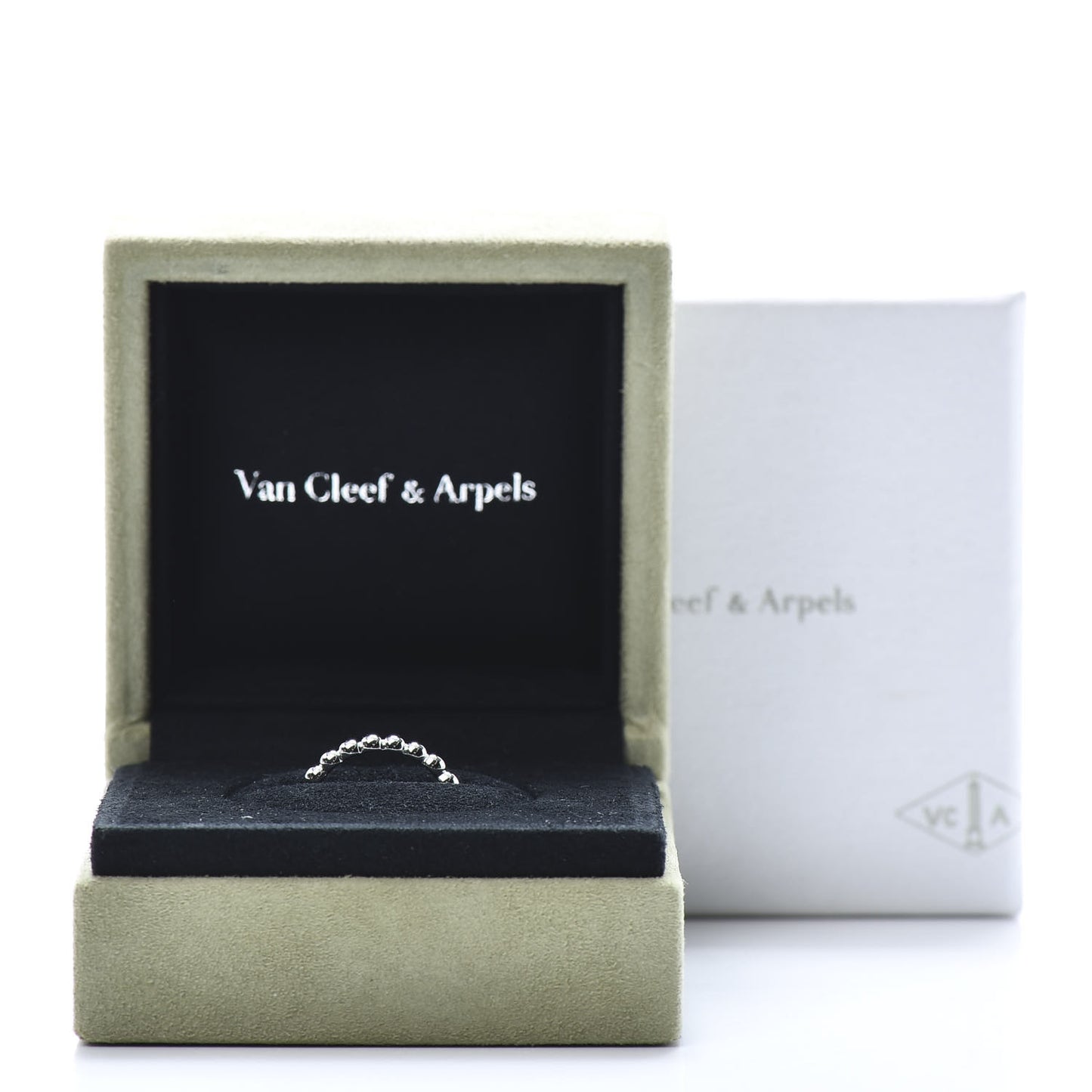 18K White Gold Medium Perlee Ring 50 5.25