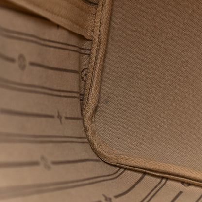 Louis Vuitton Monogram Neverfull MM 12 of 18