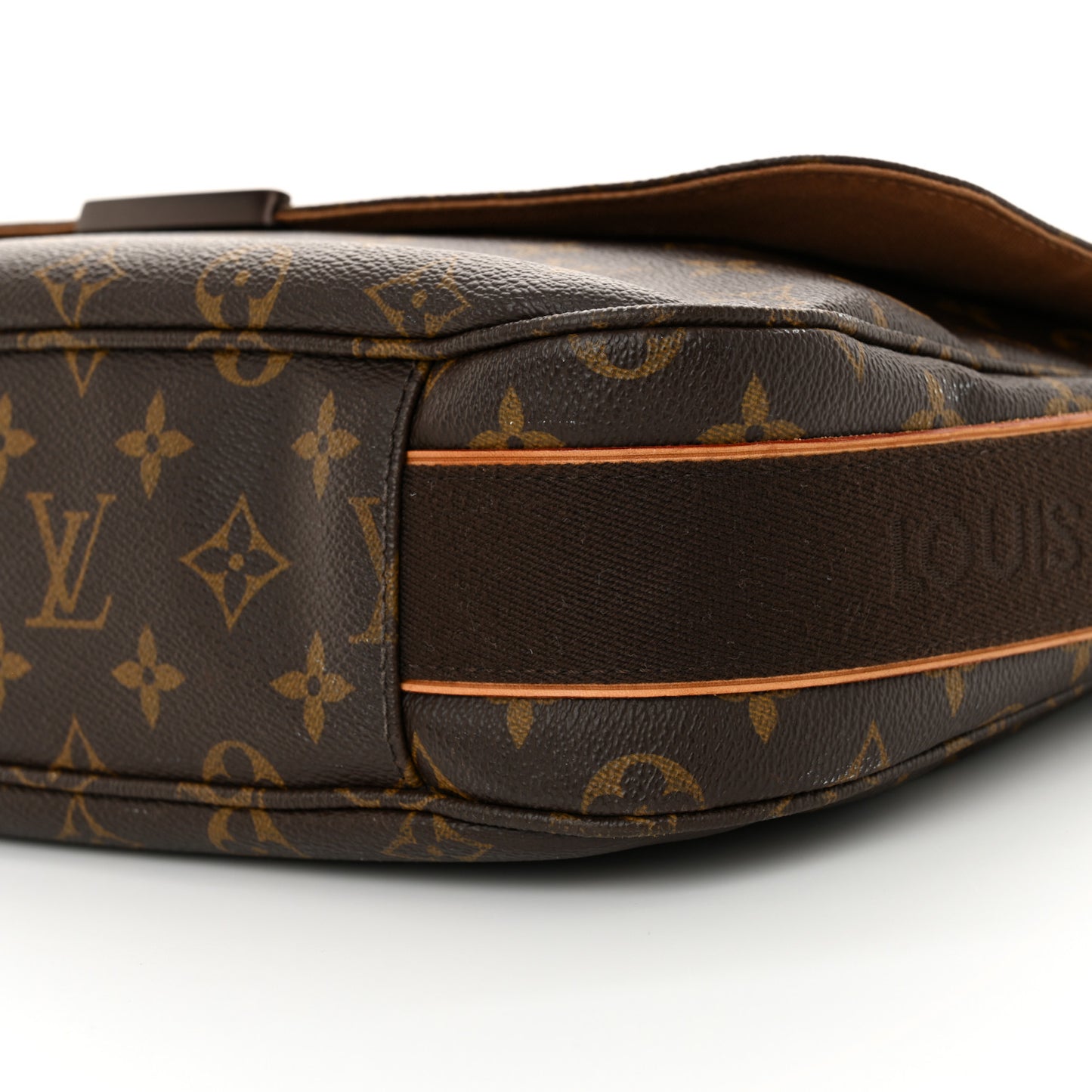 Monogram Beaubourg MM Messenger Bag