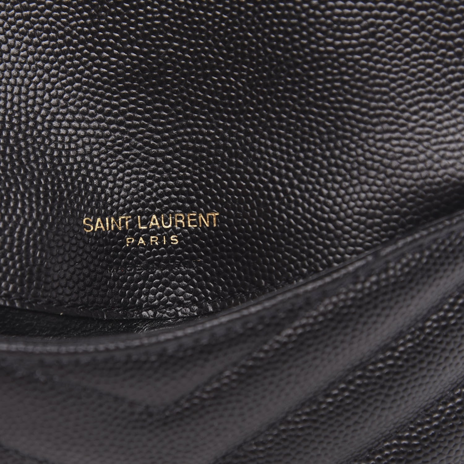 Saint Laurent Grain De Poudre Matelasse Chevron Monogram Compact Wallet Black 6 of 7
