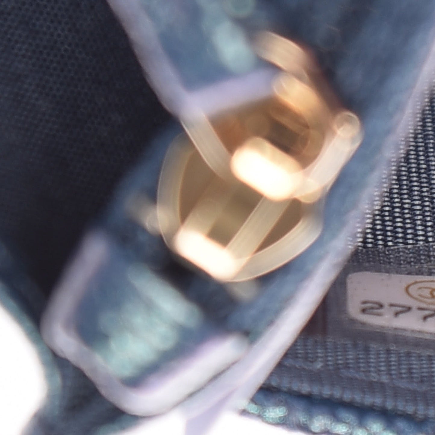 Iridescent Caviar Quilted Wallet on Chain WOC Dark Blue