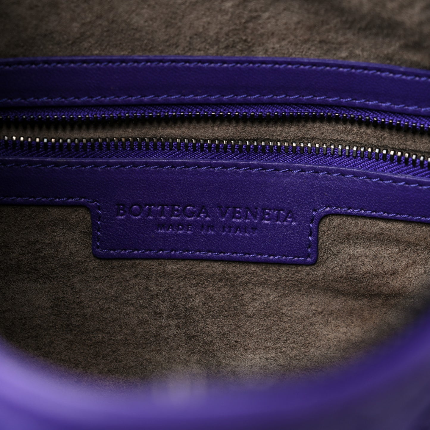 Nappa Intrecciato Medium Veneta Hobo Anemone