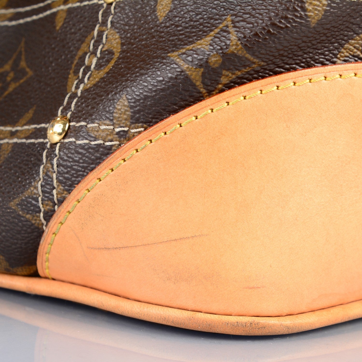 Louis Vuitton Monogram Riveting 10 of 10