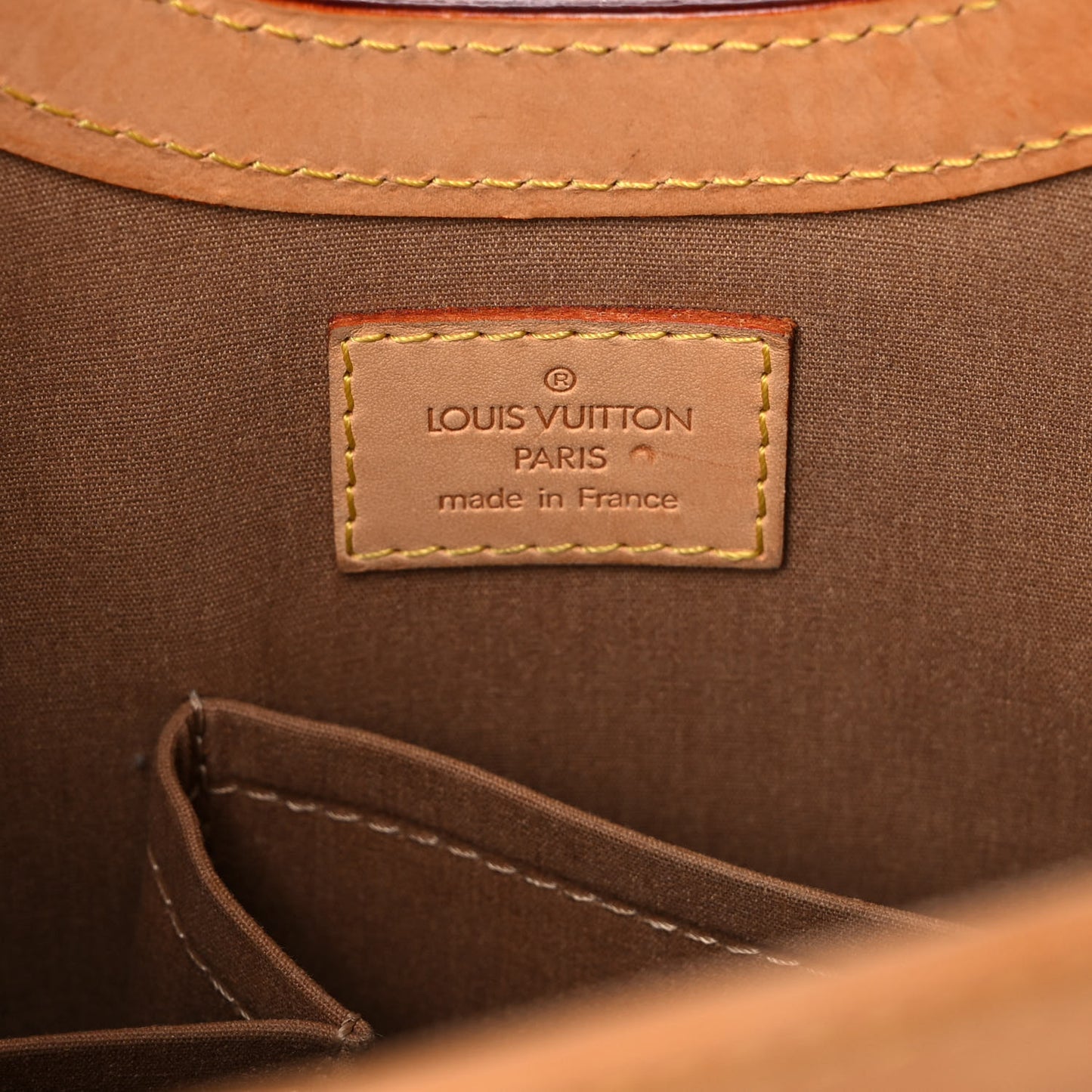 Vernis Stillwood Vertical Noisette