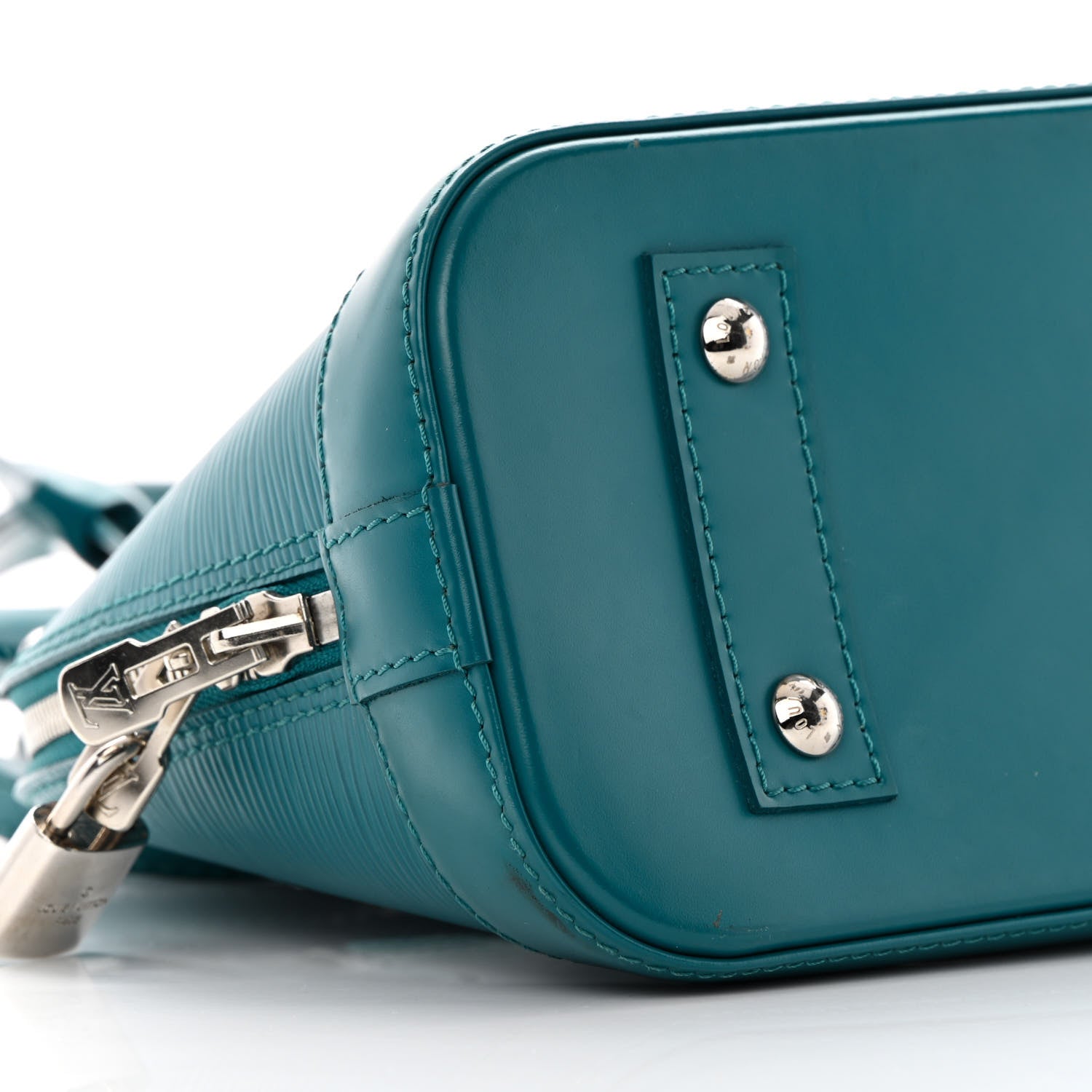 Louis Vuitton Epi Alma BB Cyan 9 of 15
