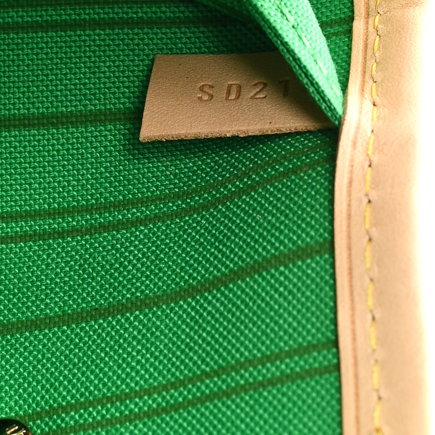 Louis Vuitton Monogram Tahitienne Hawaii Neverfull MM 10 of 12