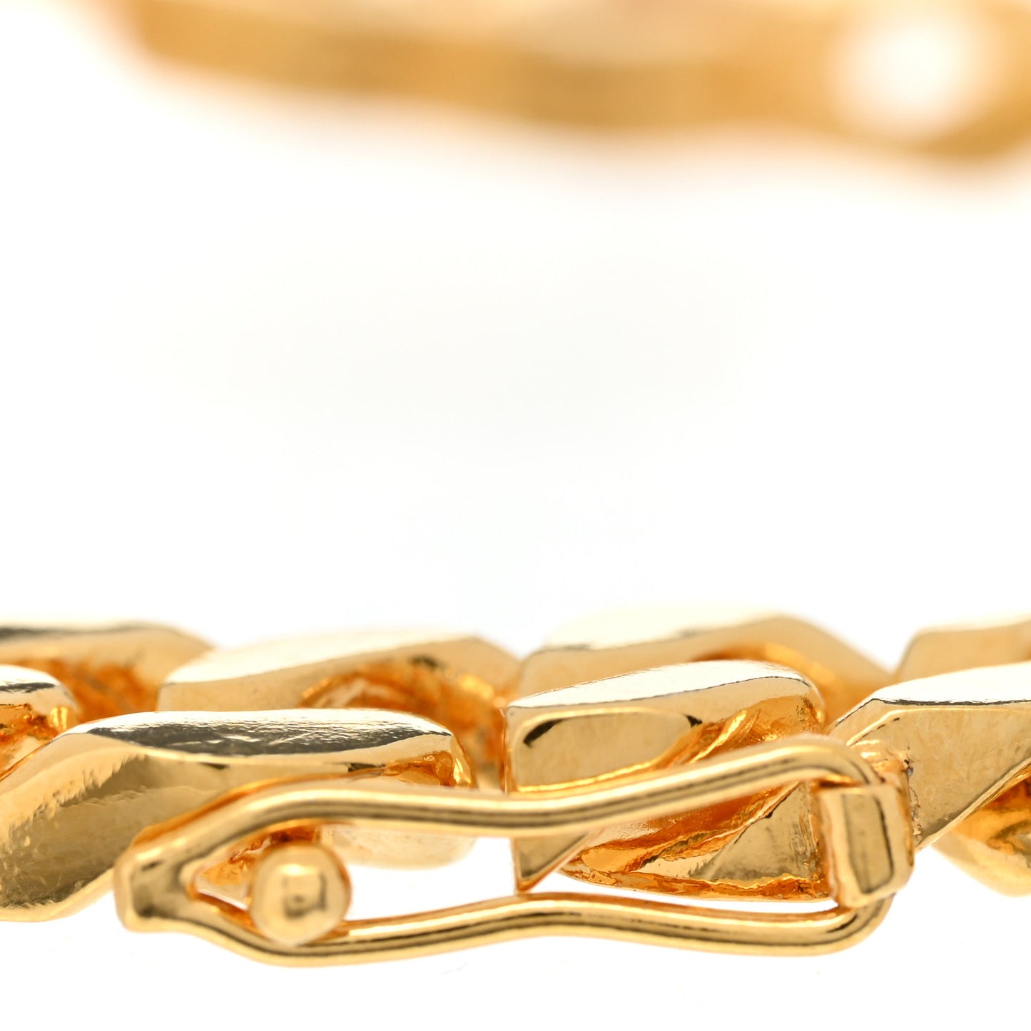 CC Chain Link Bracelet Gold