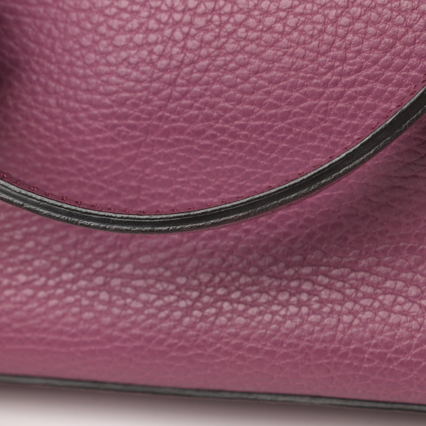 Pebbled Calfskin Interlocking G Tote Fresia Rose