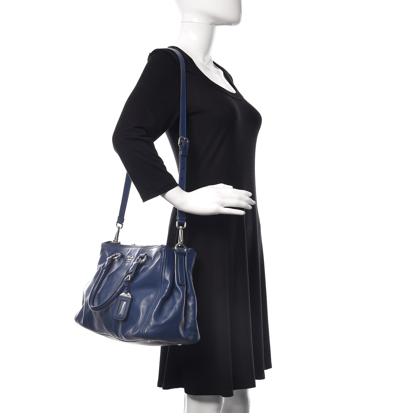 Soft Calf Double Zip Shoulder Bag Bleuette