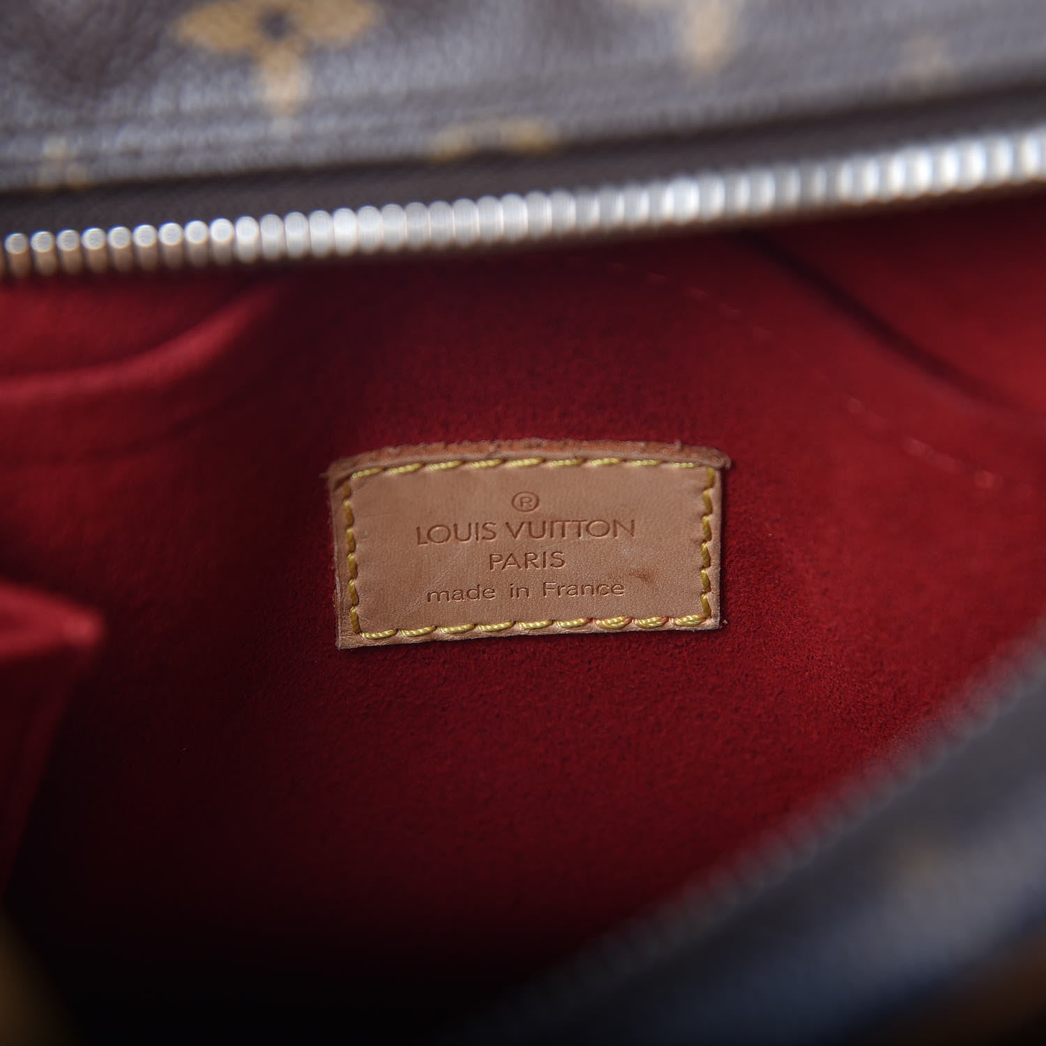 Louis Vuitton Monogram Croissant MM 6 of 9