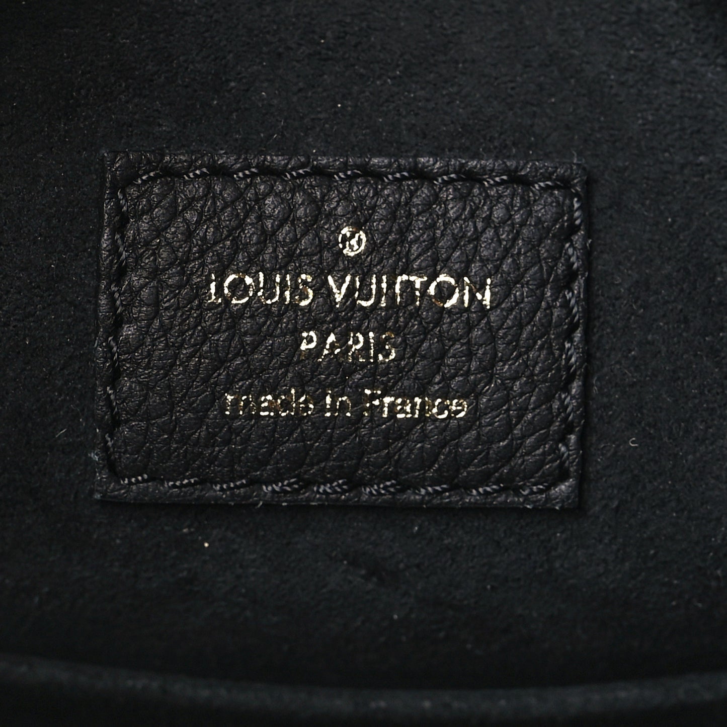 Calfskin Lockme Bucket MM Black