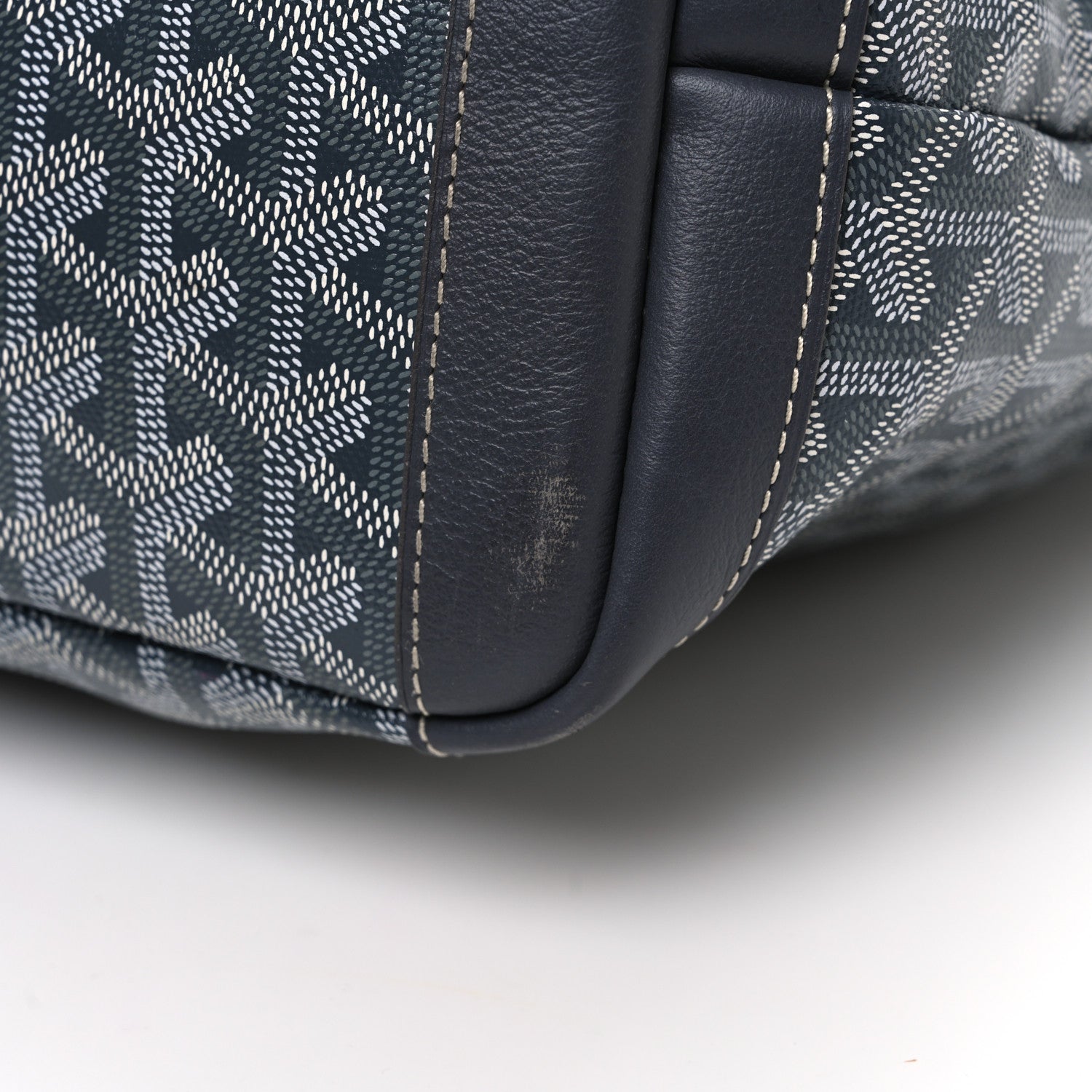 Goyard Goyardine Artois MM Grey 10 of 10