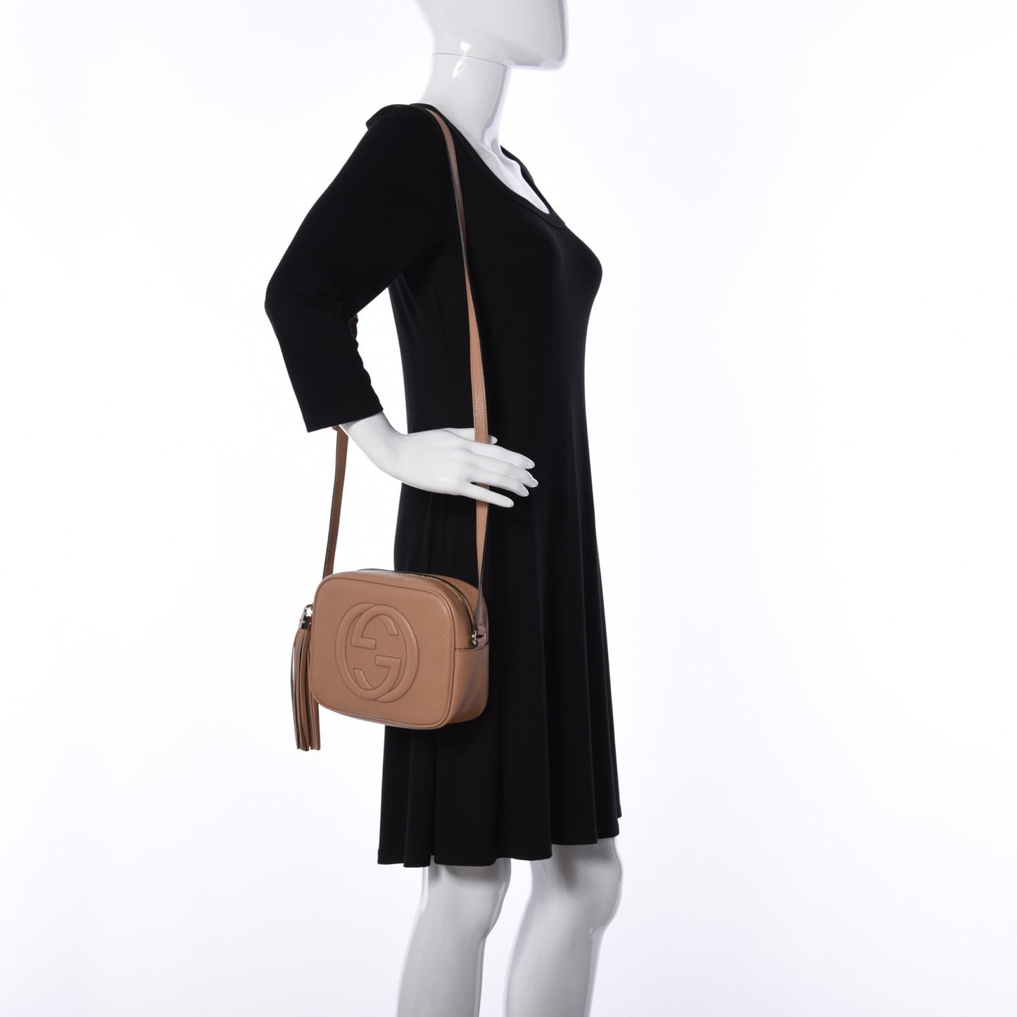 Pebbled Calfskin Small Soho Disco Bag Camelia
