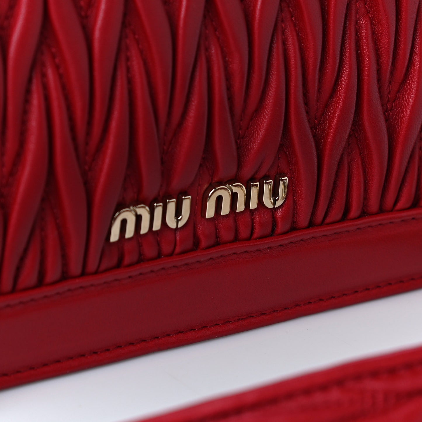 Lambskin Confidential Matelasse Chain Shoulder Bag Fiery Red