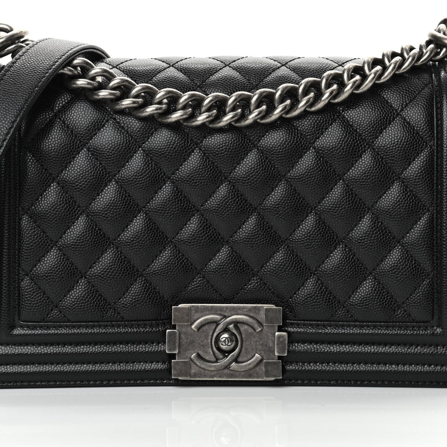 Caviar Quilted Medium Boy Flap Black