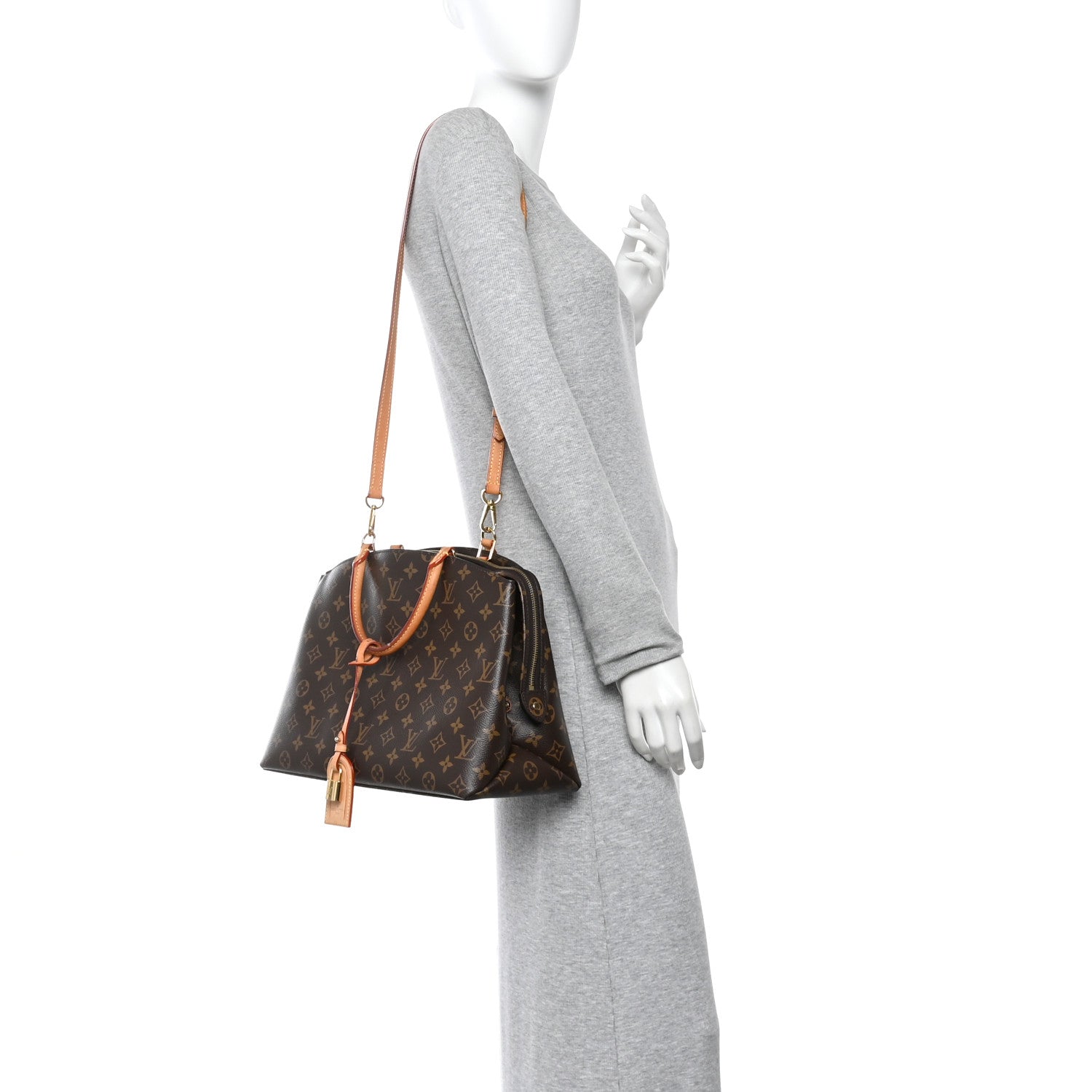 Louis Vuitton Monogram Grand Palais 2 of 9