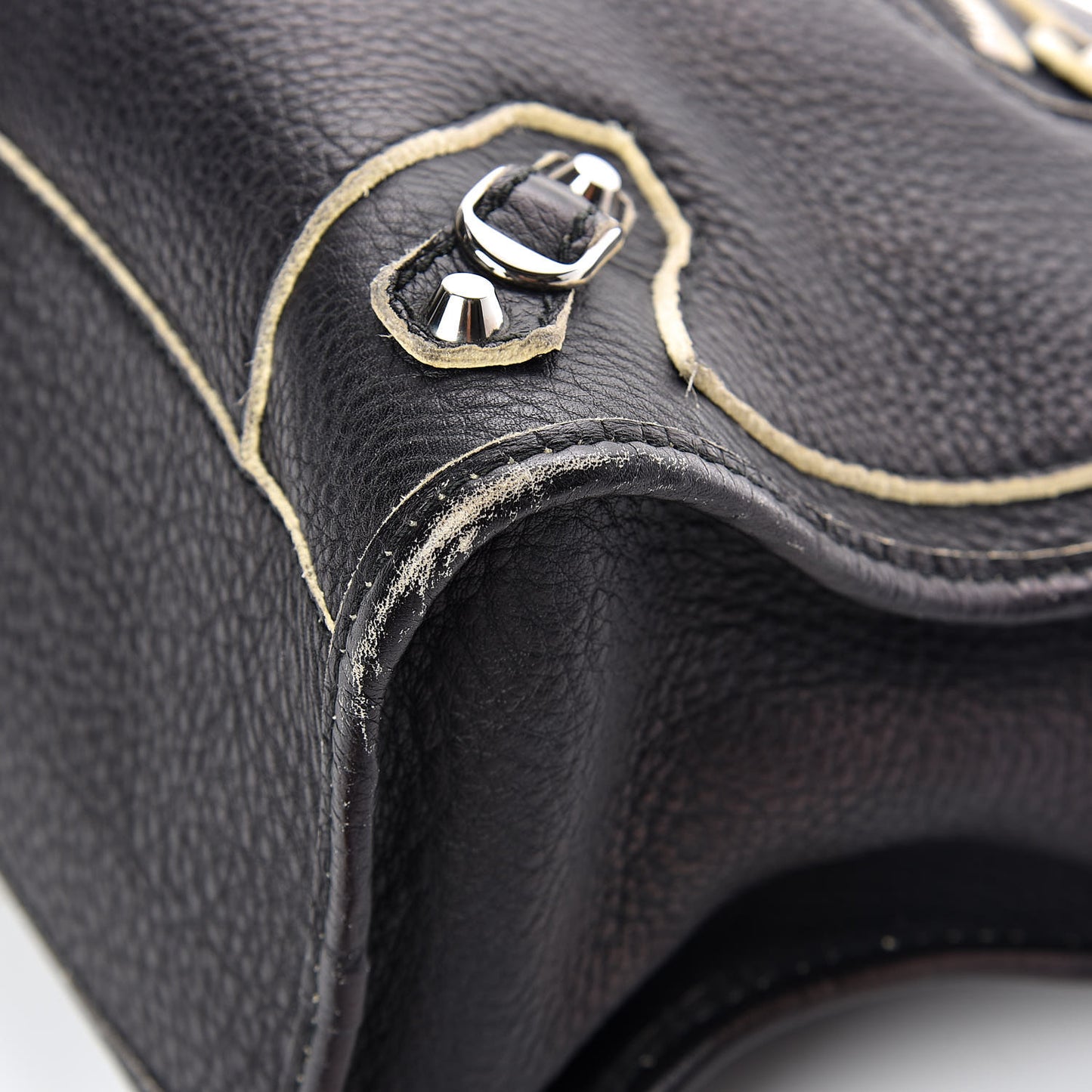 Supple Grained Calfskin Classic Silver Hardware Highlight City Black