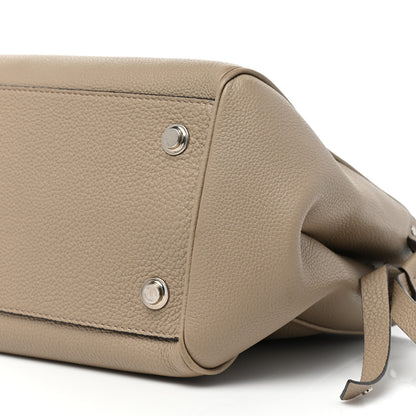 Louis Vuitton Veau Nuage Milla MM Tourterelle 10 of 22