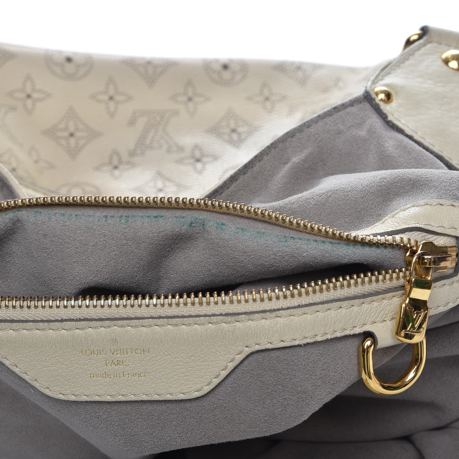 Louis Vuitton Mahina XL Ivory 9 of 17